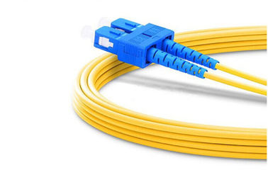 Dây vá SC -LC, Cáp vá sợi quang Đường kính 2,00mm PVC Nhà máy vật liệu có độ đồng tâm cao