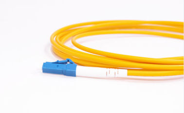 Dây cáp quang FTTH Chế độ đơn 100% được thử nghiệm về hiệu suất quang